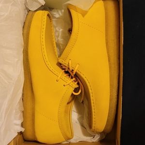 Yellow suede Clark Wallabee